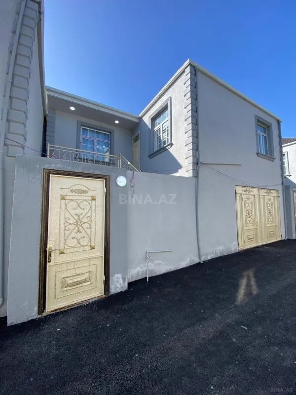 Satılır 4 otaqlı həyət evi 100 m²