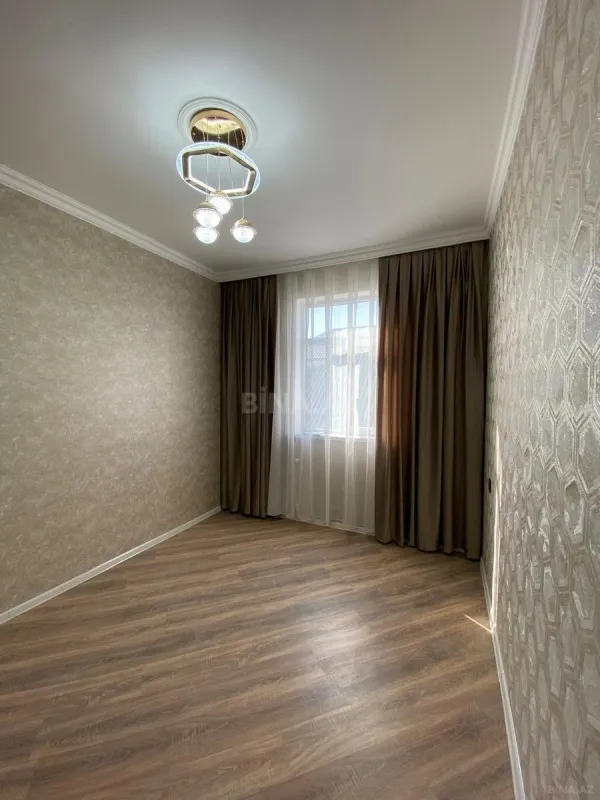 Satılır 4 otaqlı həyət evi 100 m²