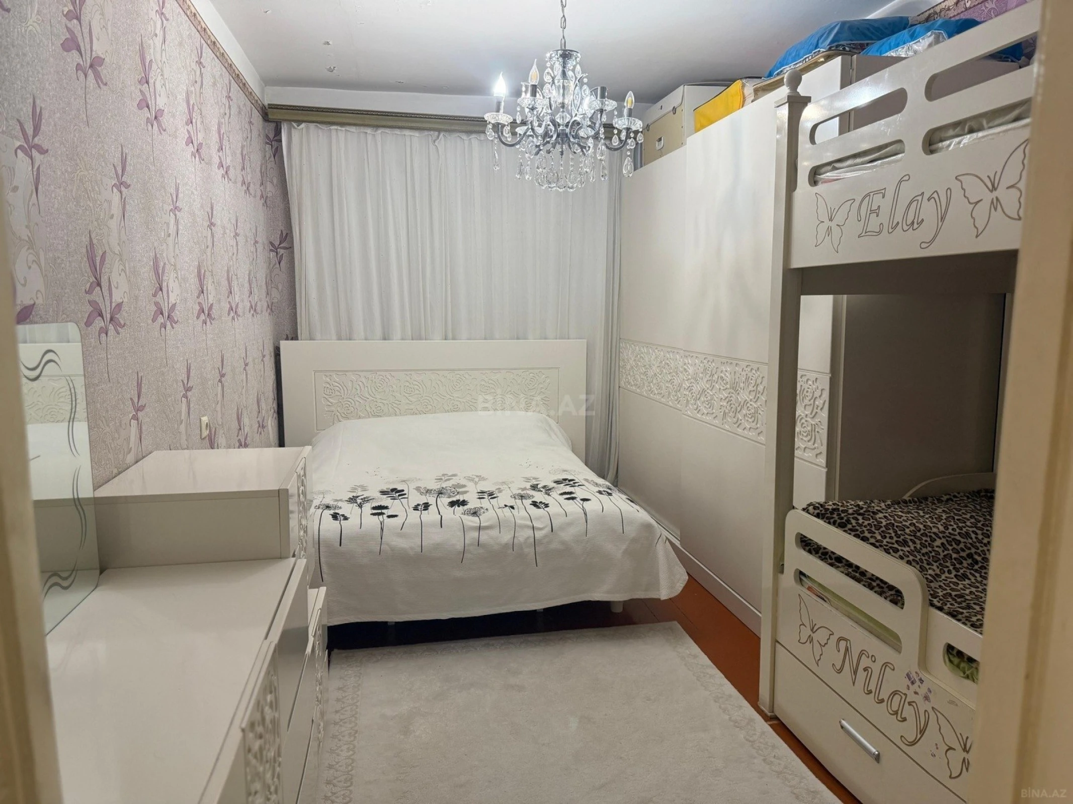 Satılır 4 otaqlı mənzil 95 m²