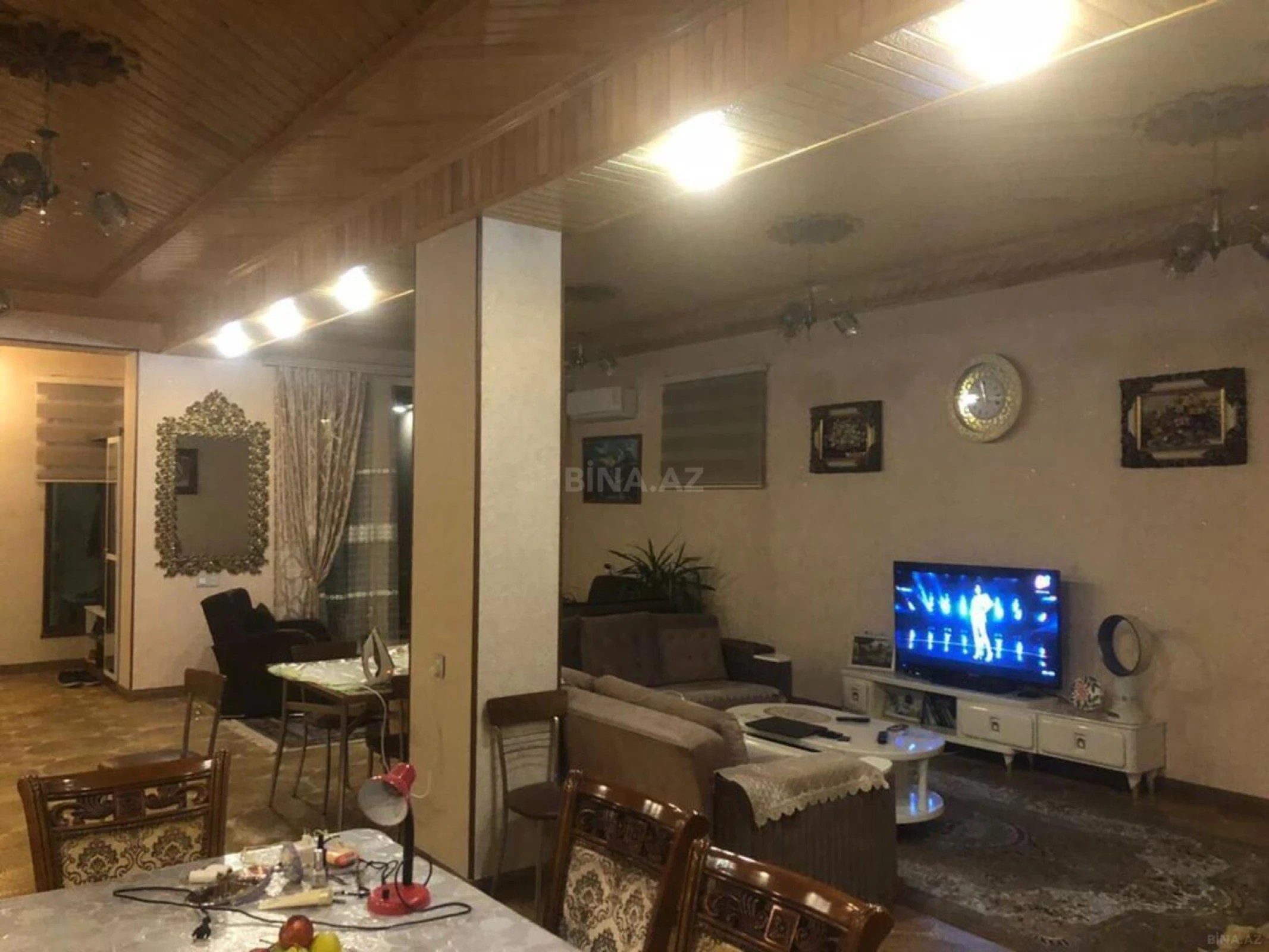 Satılır 6 otaqlı həyət evi 222 m²