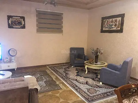 Satılır 6 otaqlı həyət evi 222 m²