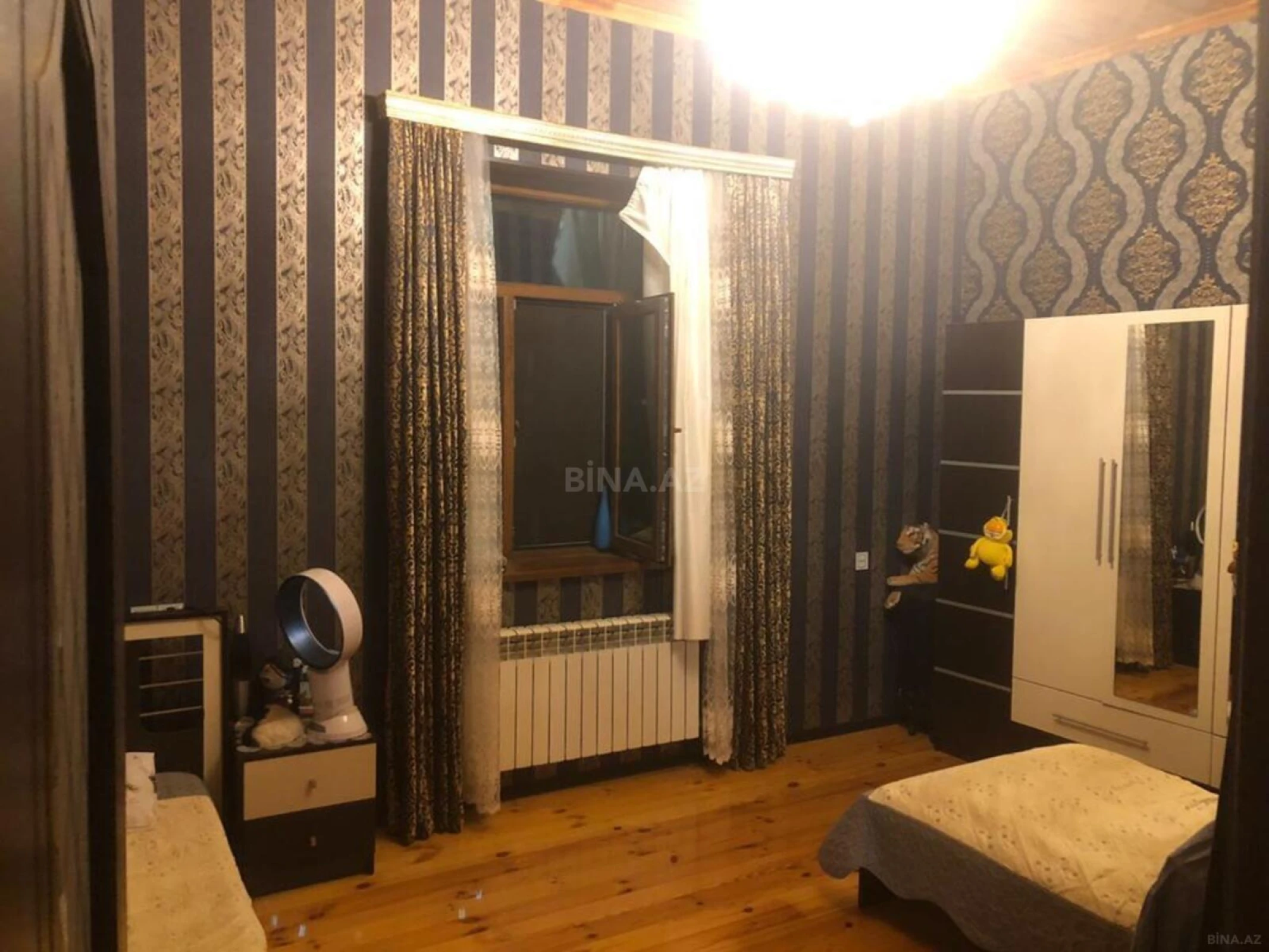 Satılır 6 otaqlı həyət evi 222 m²