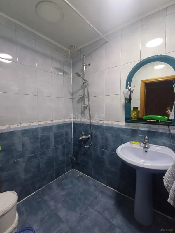 Satılır 4 otaqlı mənzil 100 m²