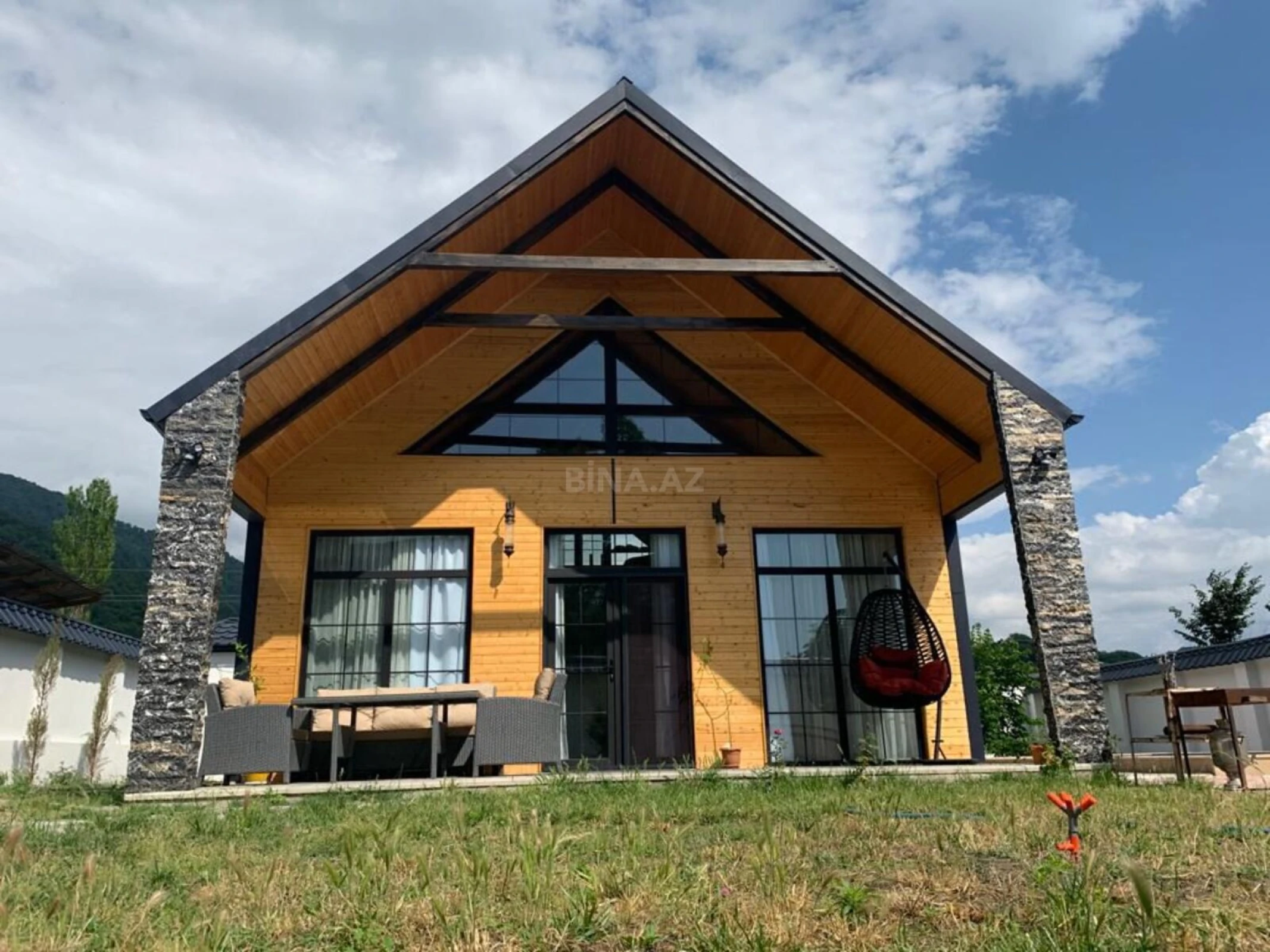 Kirayə verilir 3 otaqlı həyət evi 200 m²