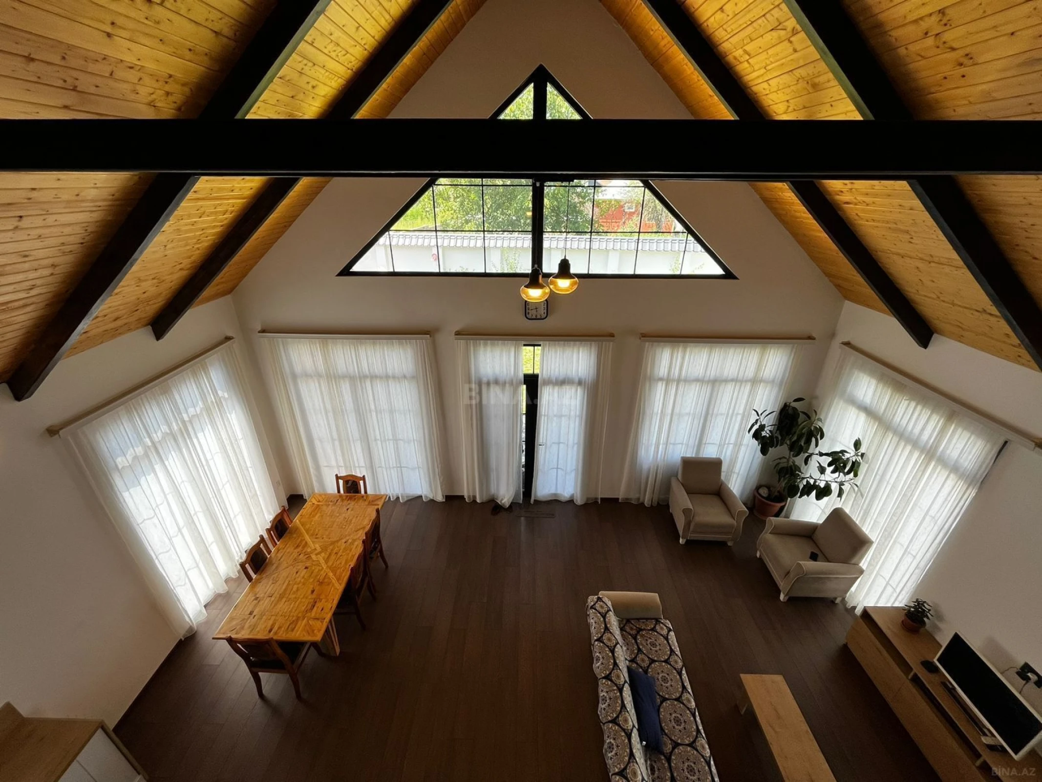 Kirayə verilir 3 otaqlı həyət evi 200 m²