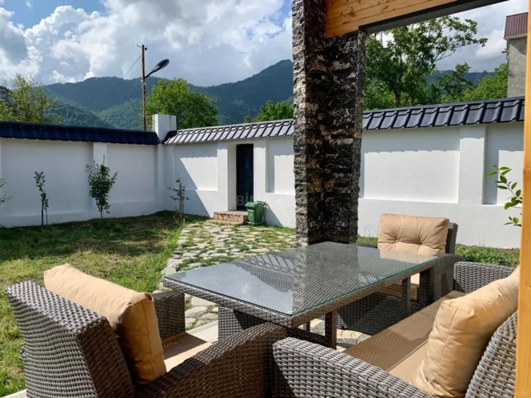 Kirayə verilir 3 otaqlı həyət evi 200 m²