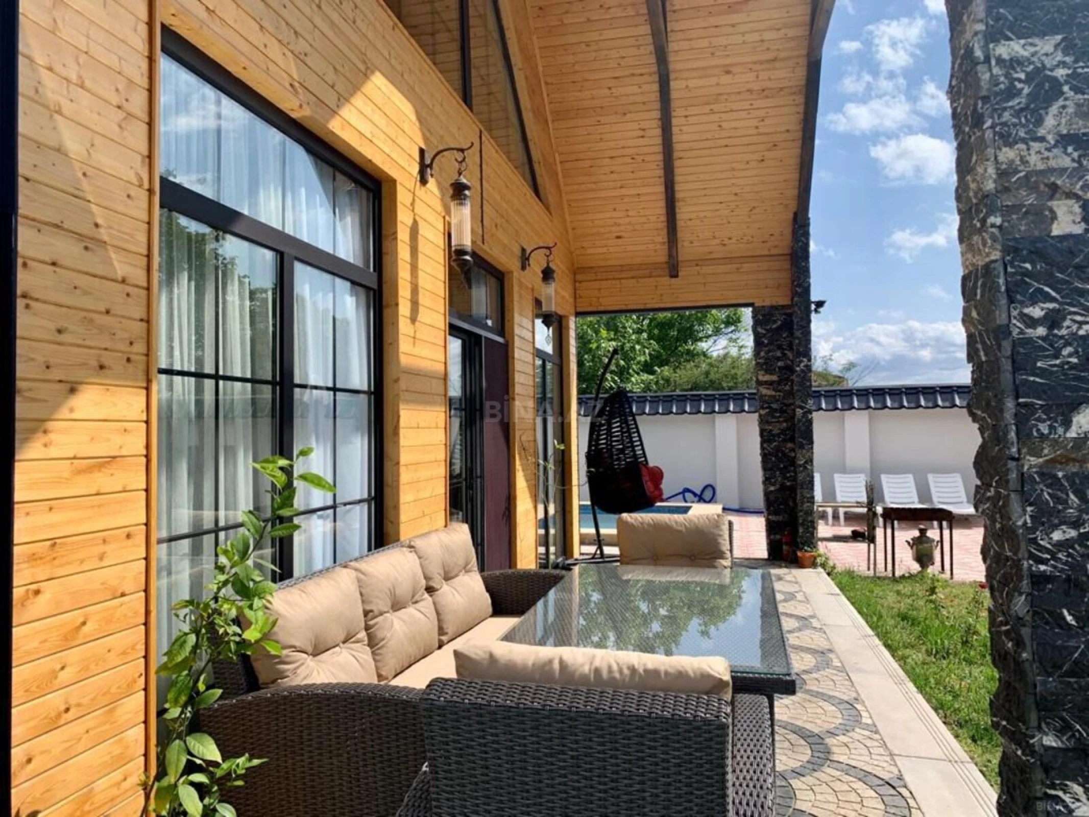 Kirayə verilir 3 otaqlı həyət evi 200 m²