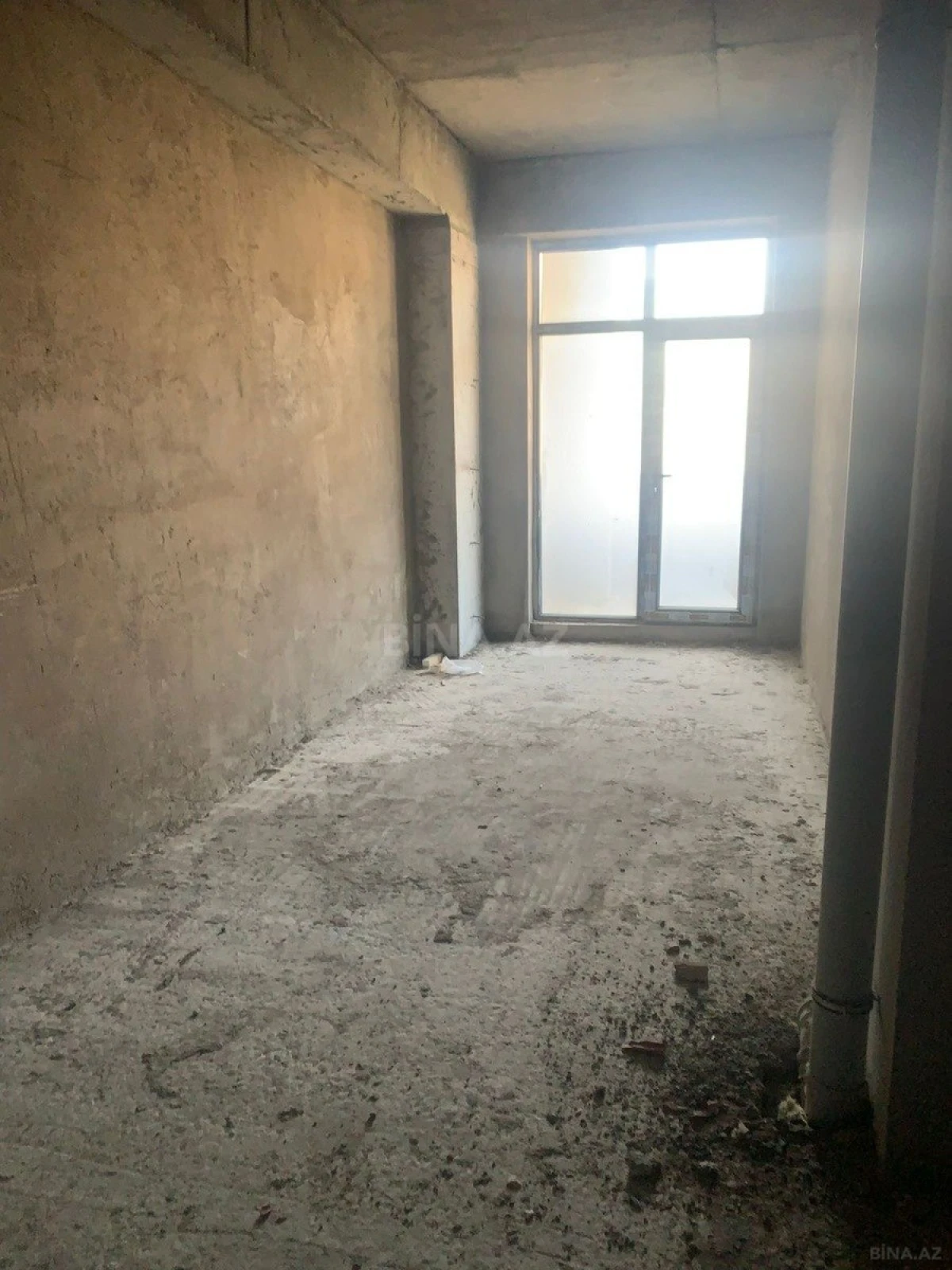 Satılır 3 otaqlı mənzil 155.5 m²