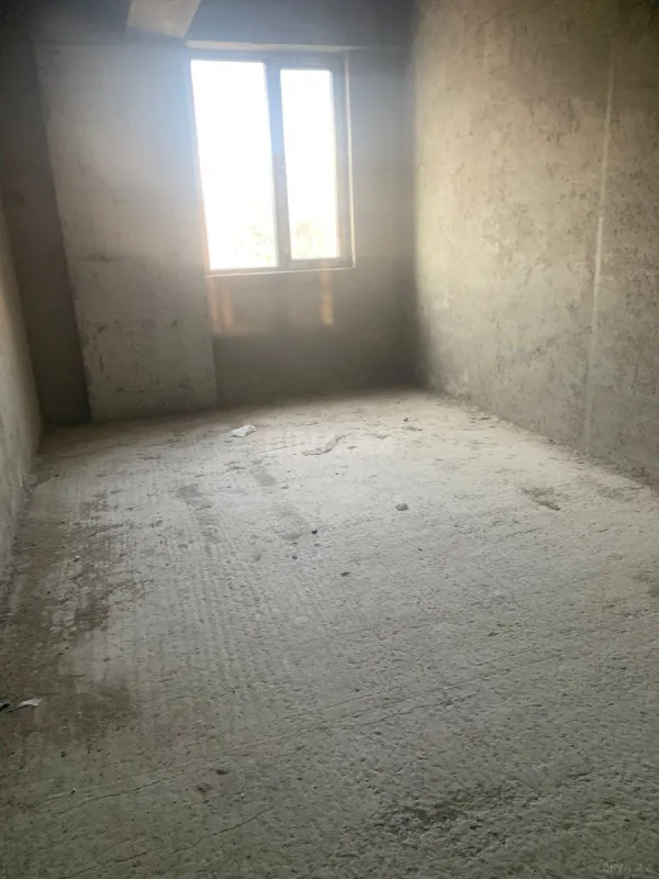 Satılır 3 otaqlı mənzil 155.5 m²