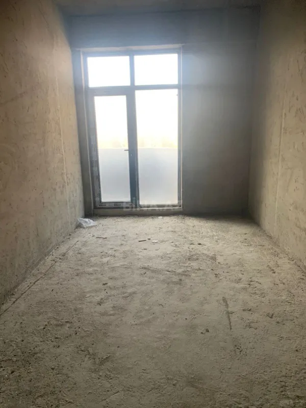 Satılır 3 otaqlı mənzil 155.5 m²