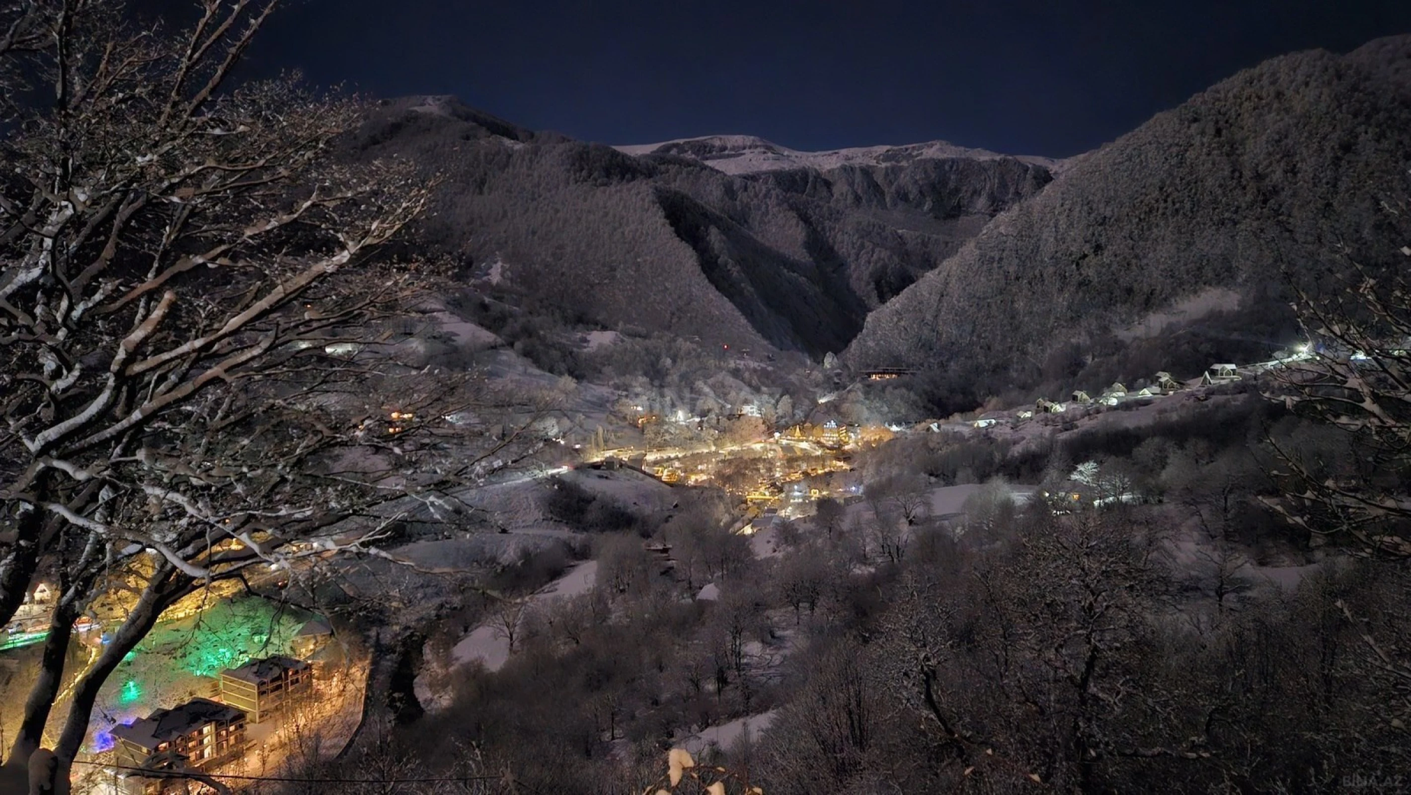 Satılır torpaq sahəsi 30 m²