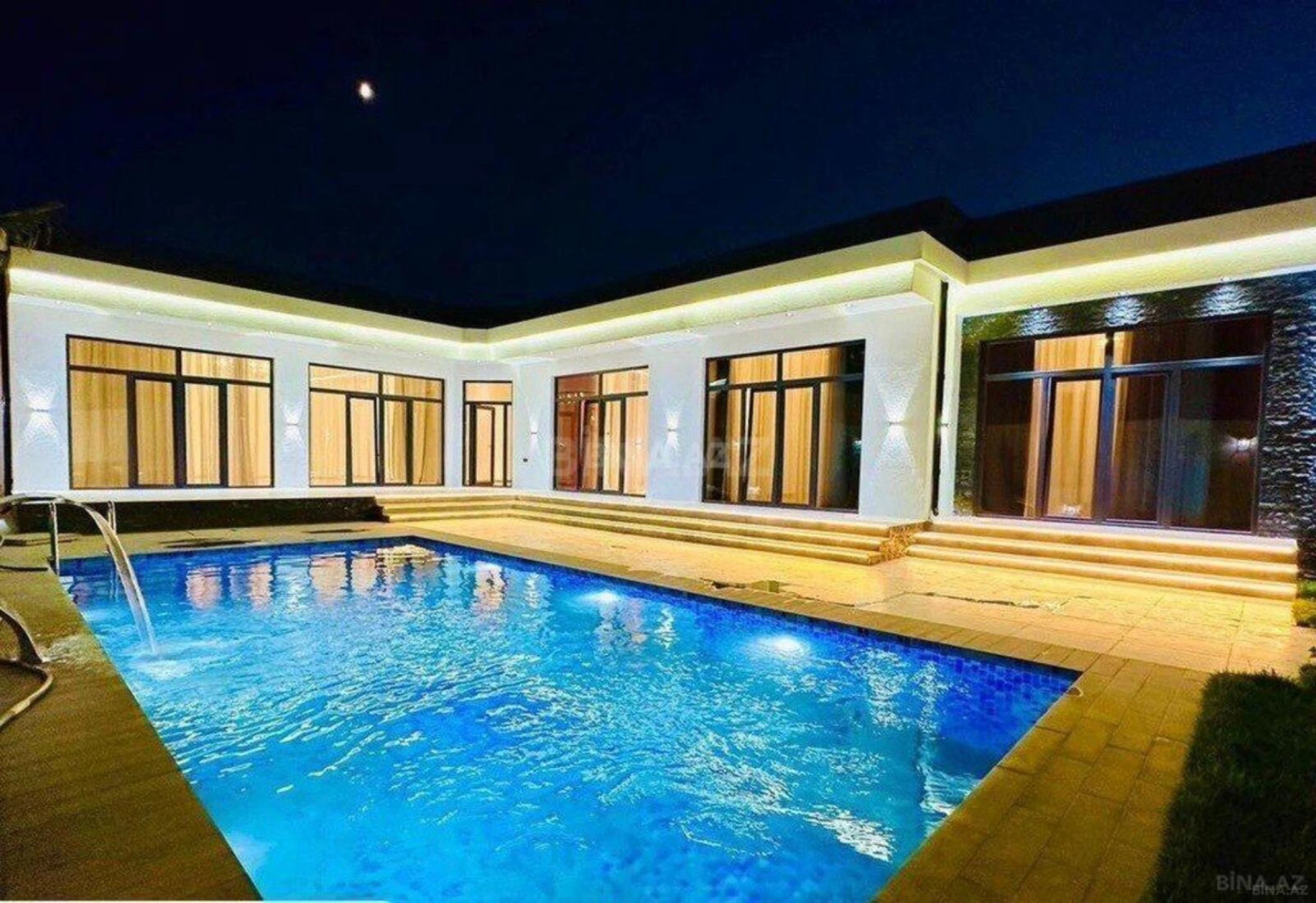 Kirayə verilir 5 otaqlı həyət evi 360 m²