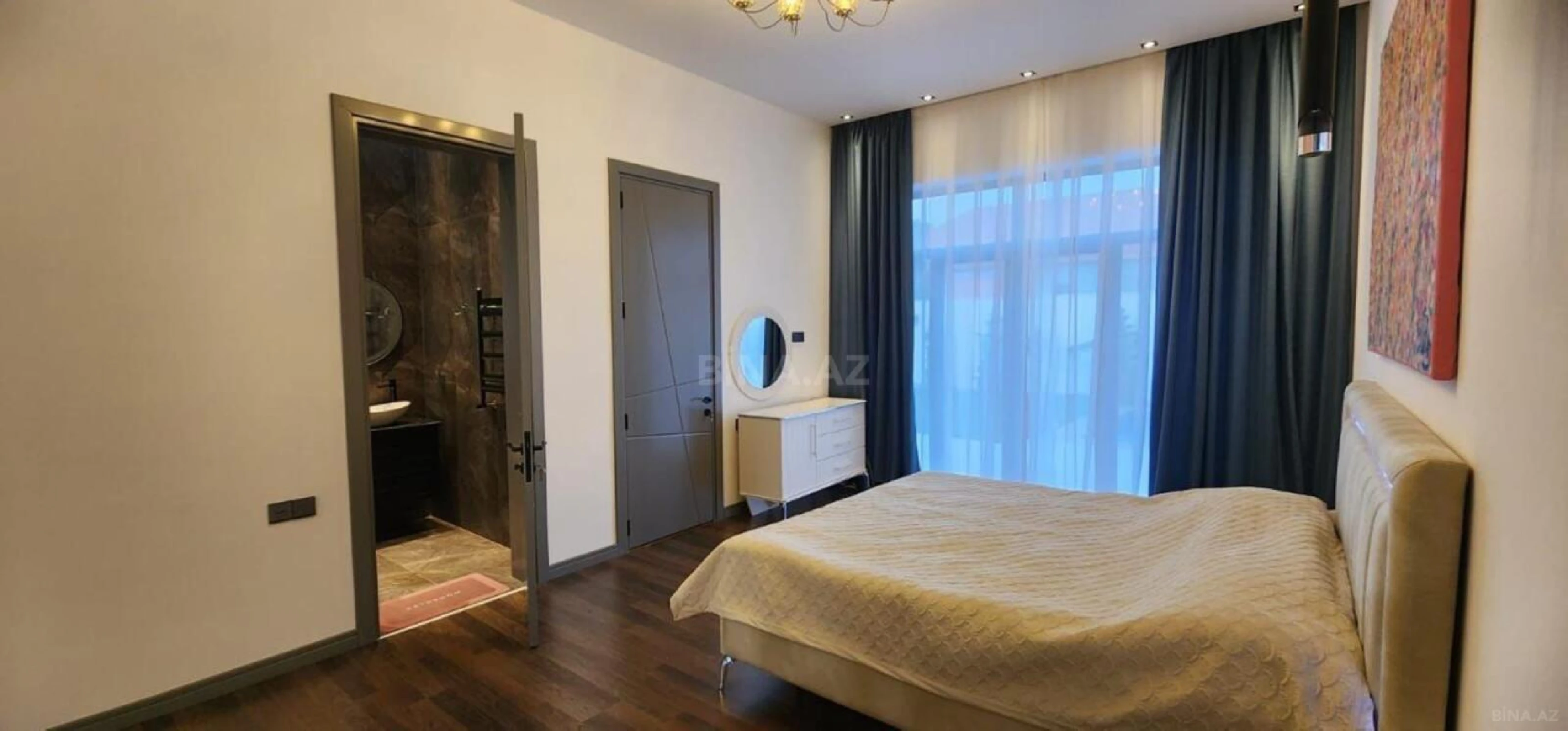 Kirayə verilir 5 otaqlı həyət evi 360 m²
