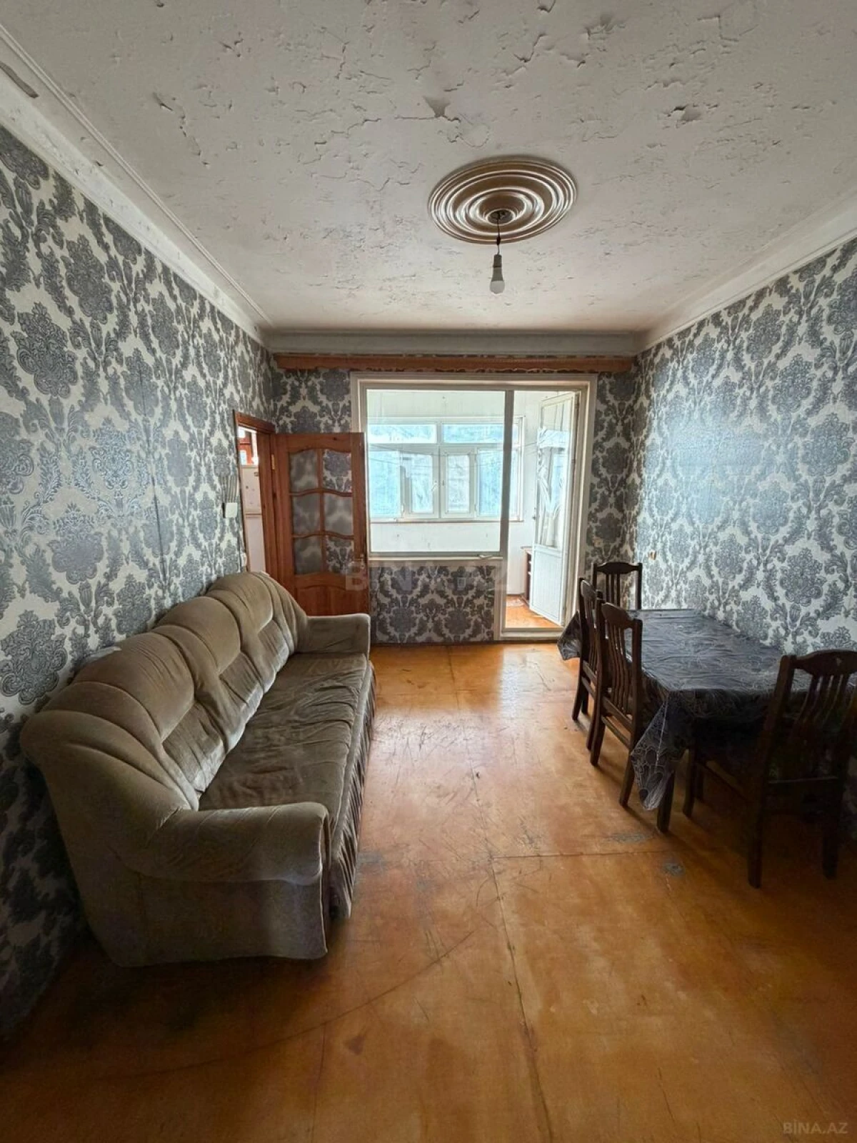 Satılır 2 otaqlı mənzil 52 m²