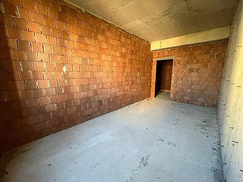 Satılır 3 otaqlı mənzil 111 m²