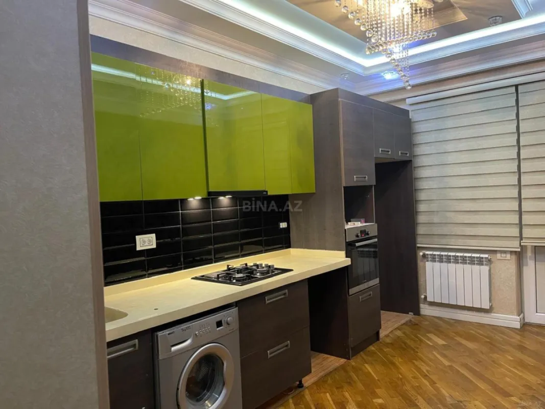 Kirayə verilir 3 otaqlı mənzil 130 m²