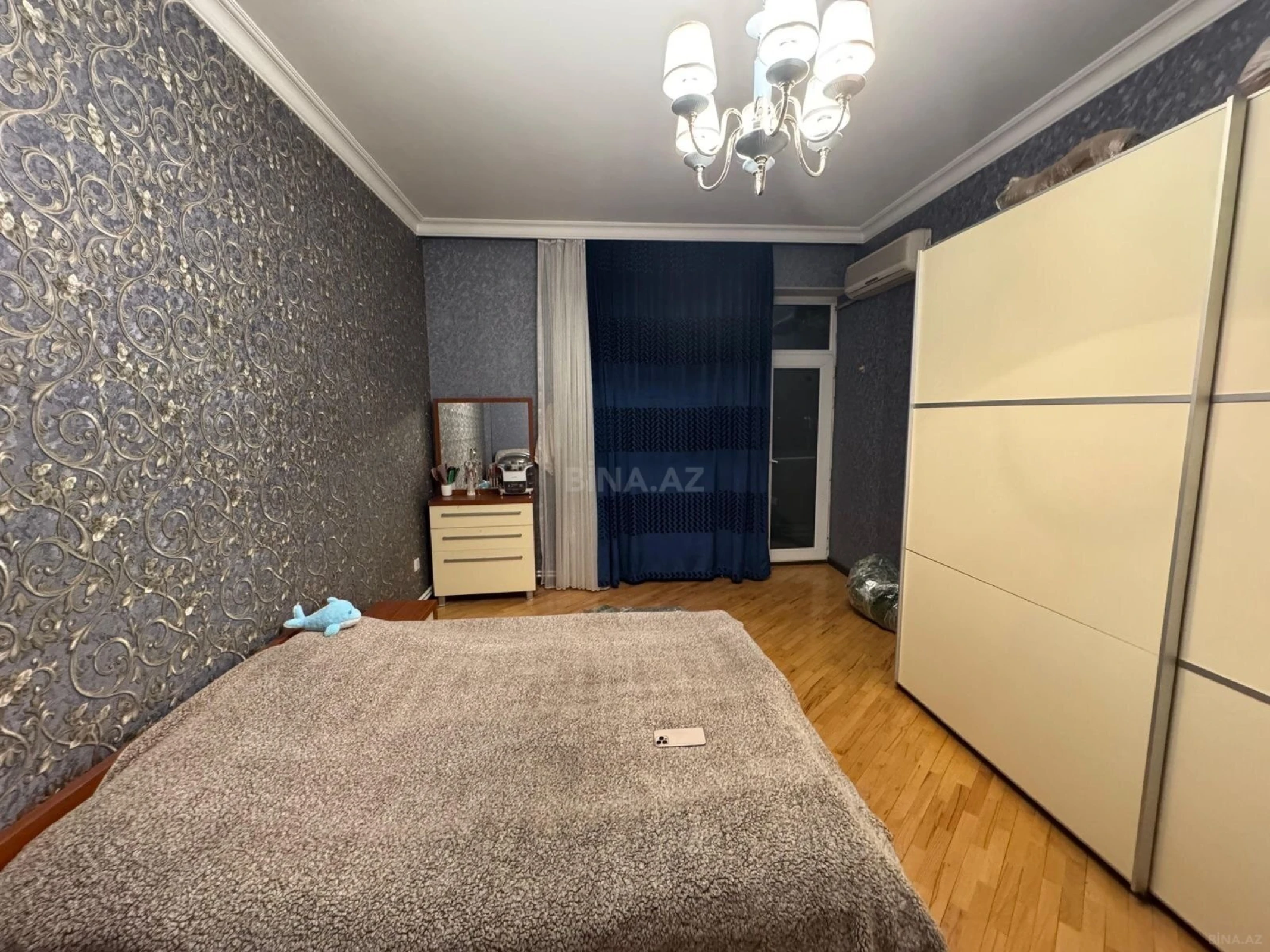 Kirayə verilir 3 otaqlı mənzil 108 m²