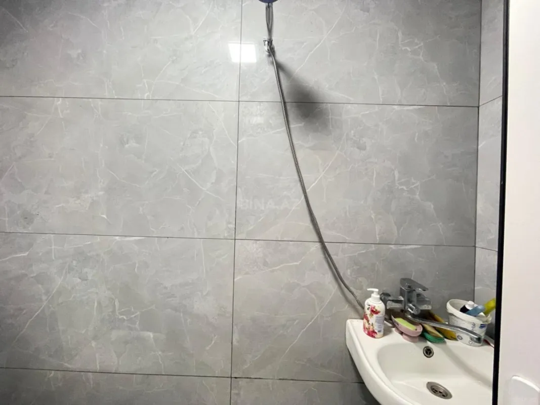 Kirayə verilir 2 otaqlı mənzil 40 m²