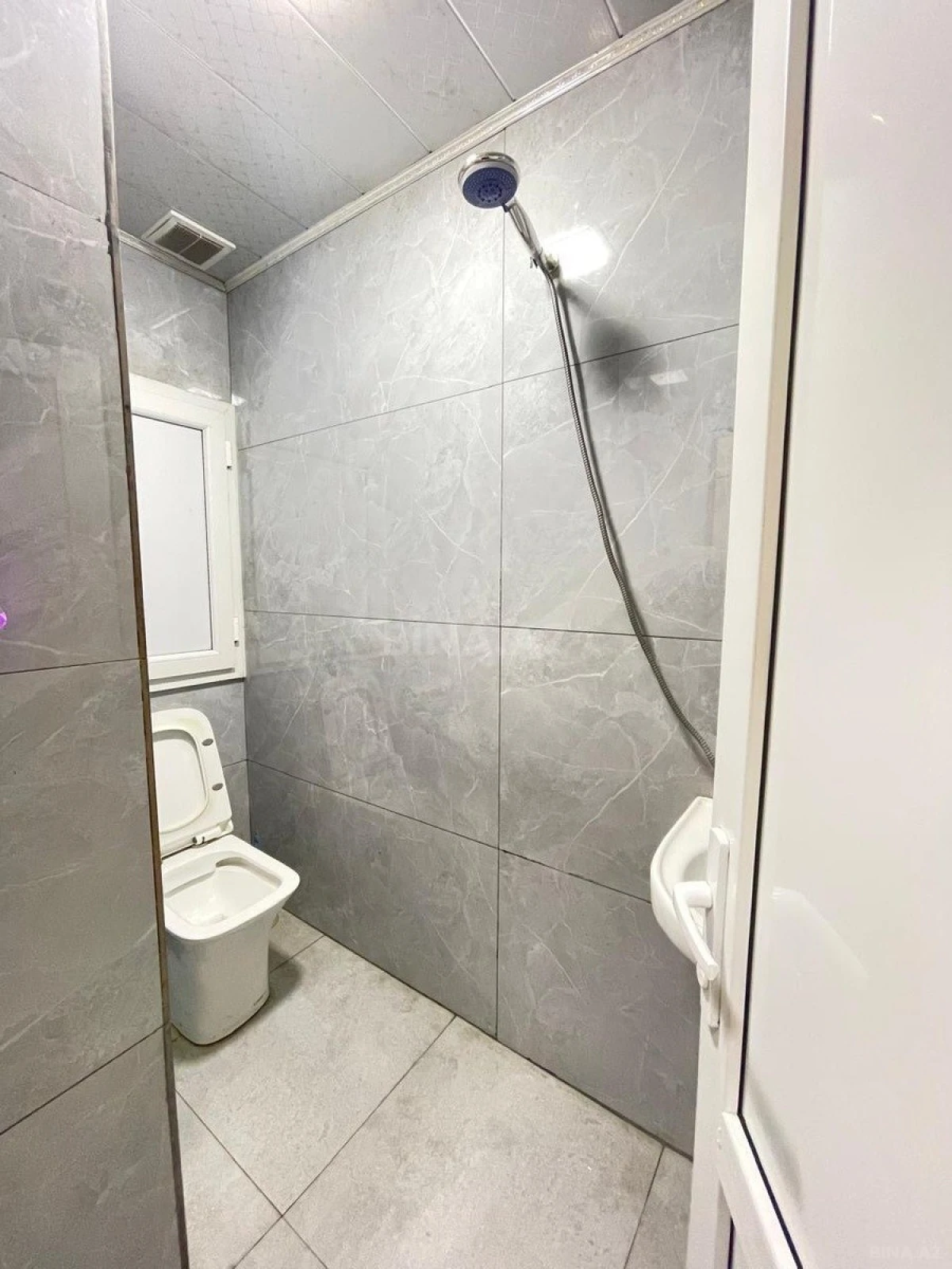 Kirayə verilir 2 otaqlı mənzil 40 m²
