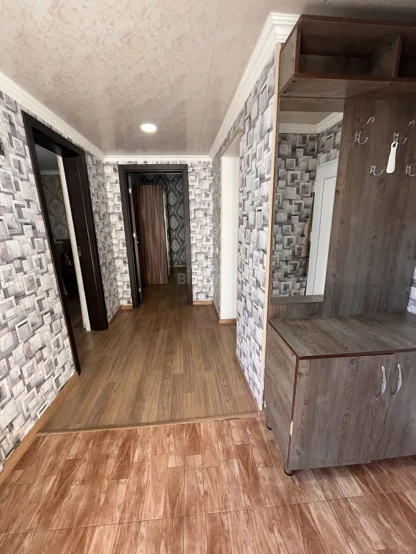 Satılır 4 otaqlı həyət evi 300 m²