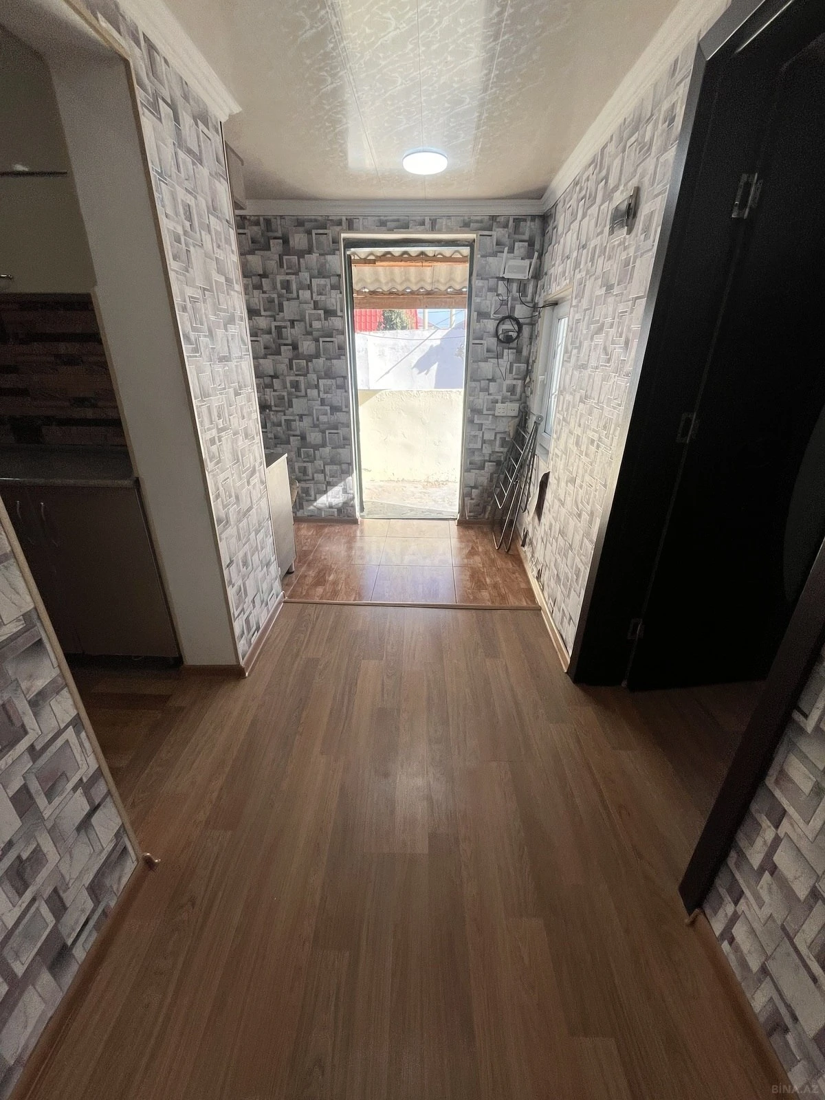 Satılır 4 otaqlı həyət evi 300 m²