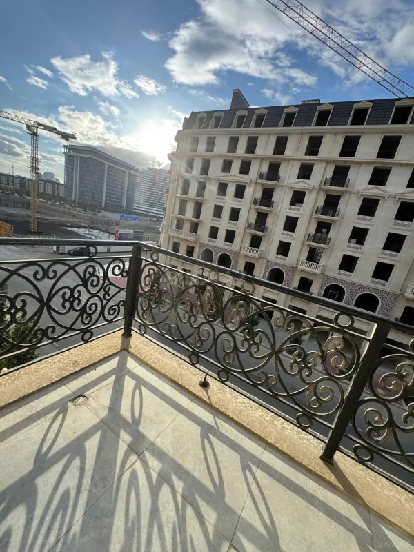 Kirayə verilir 2 otaqlı mənzil 65 m²