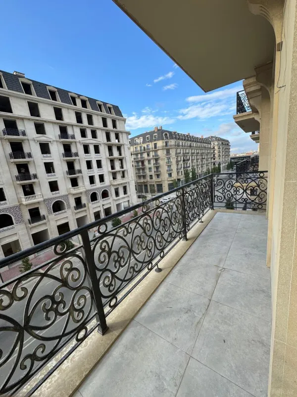 Kirayə verilir 2 otaqlı mənzil 65 m²