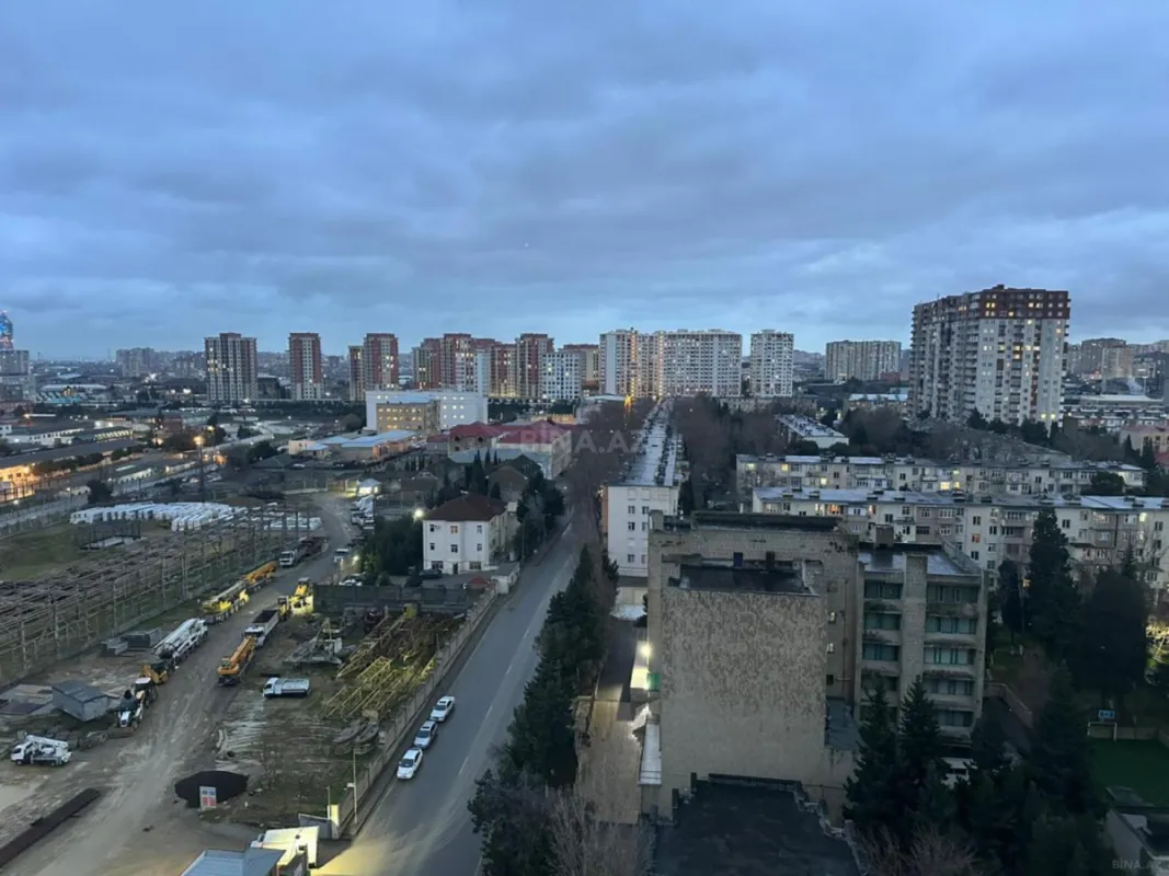 Satılır 2 otaqlı mənzil 65 m²