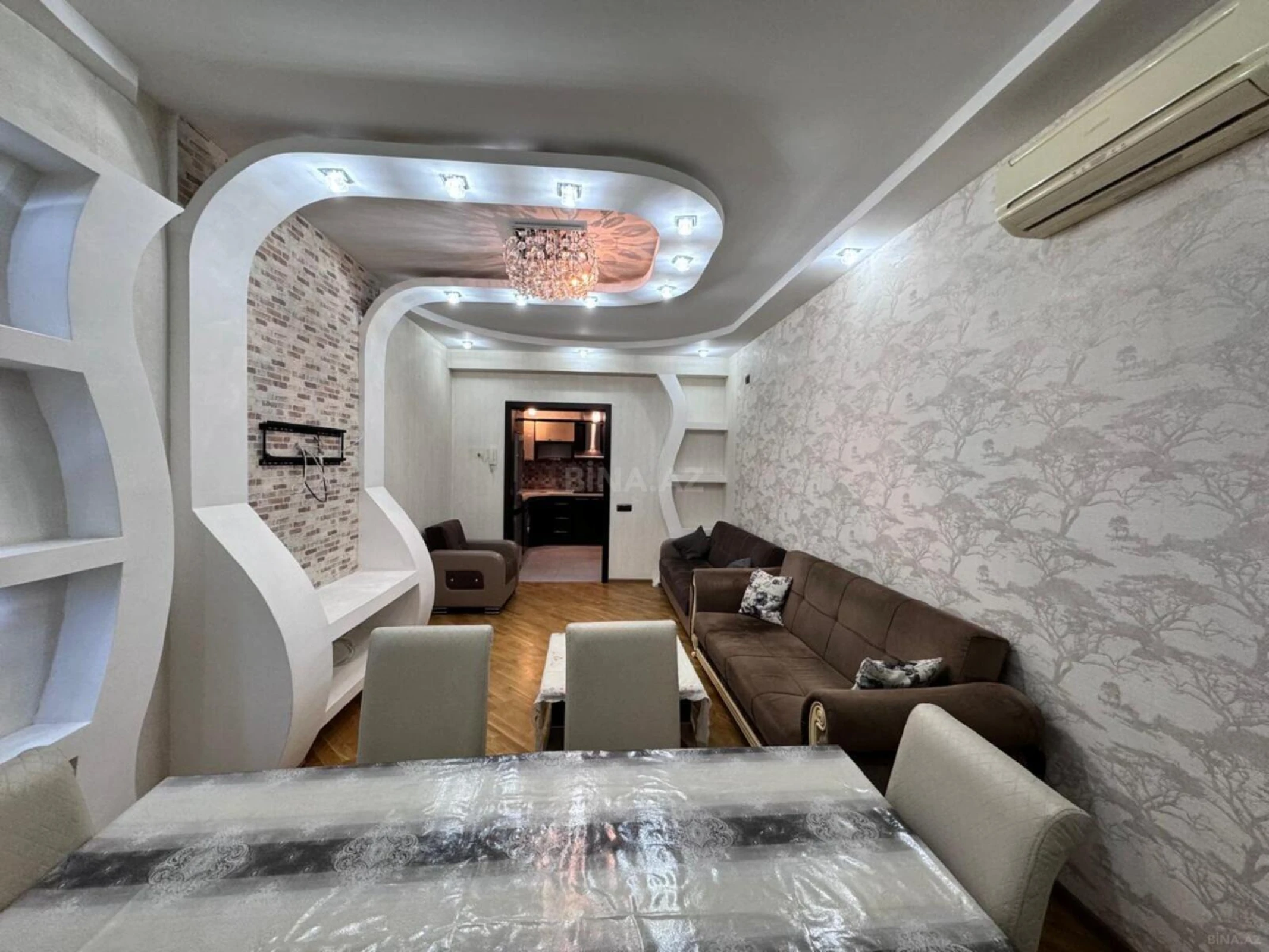 Satılır 2 otaqlı mənzil 65 m²
