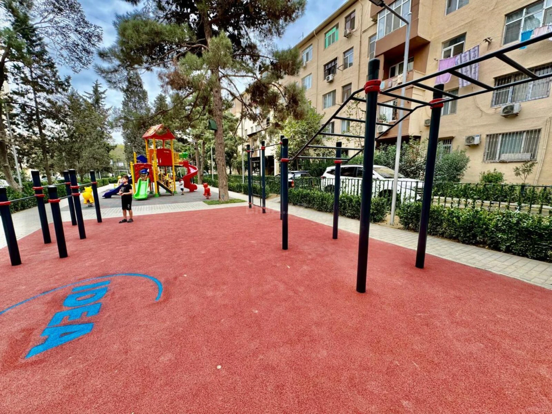 Satılır 2 otaqlı mənzil 65 m²