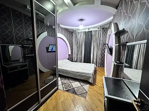 Satılır 2 otaqlı mənzil 65 m²