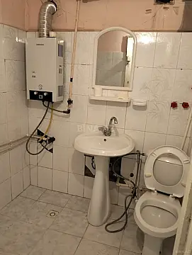 Kirayə verilir 1 otaqlı mənzil 45 m²