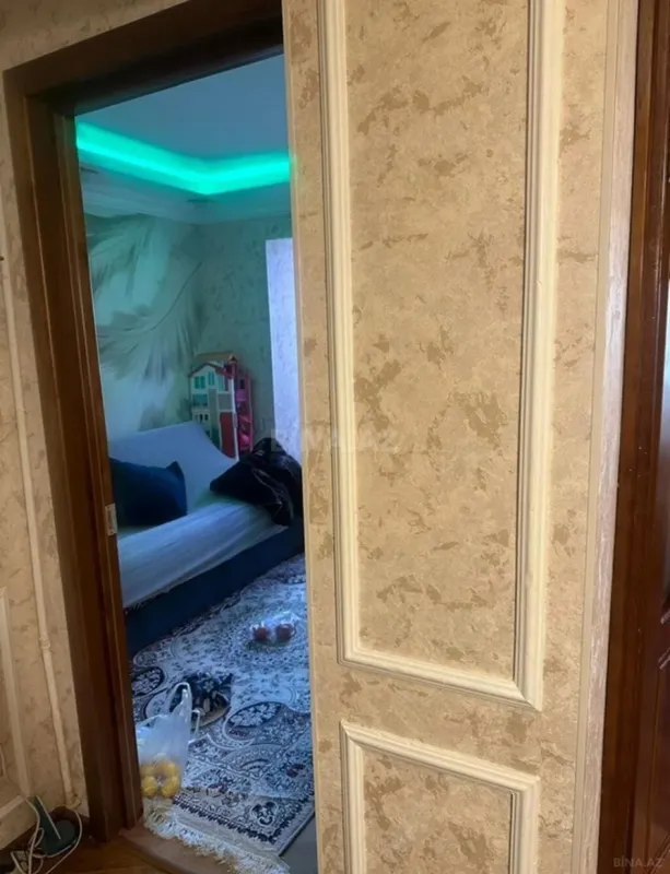 Kirayə verilir 2 otaqlı mənzil 47 m²