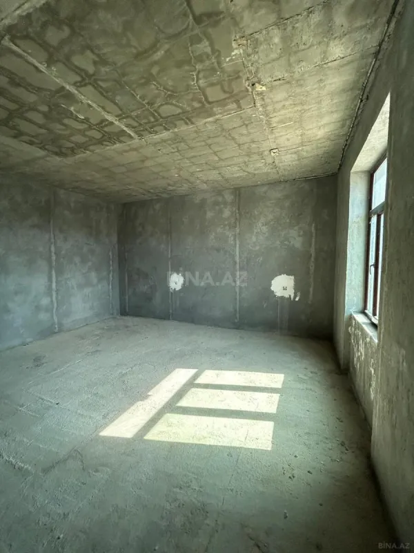 Satılır 3 otaqlı mənzil 128 m²