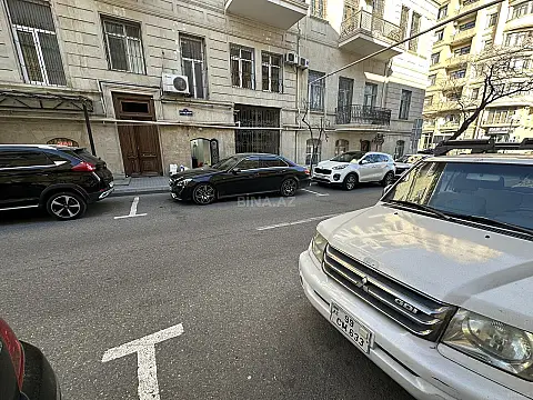 Satılır obyekt 7 m² — Bakı, Nizami 7.00 m²