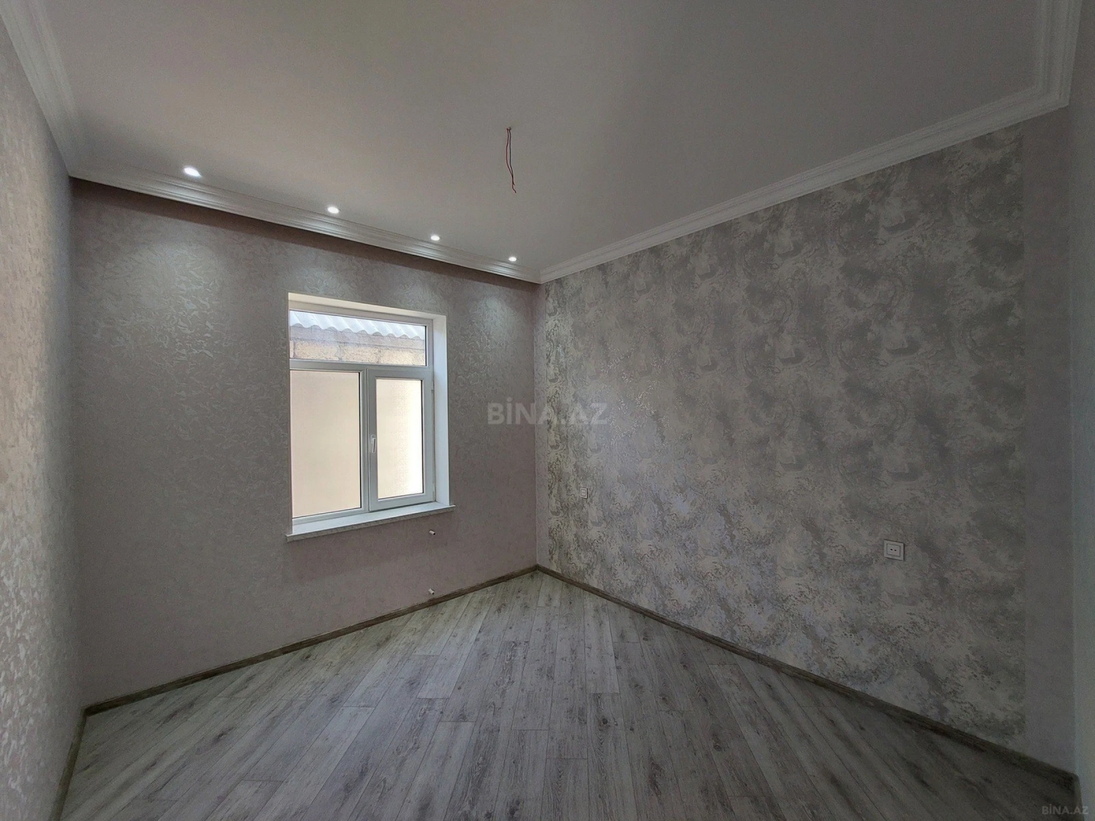 Satılır 4 otaqlı həyət evi 124 m²