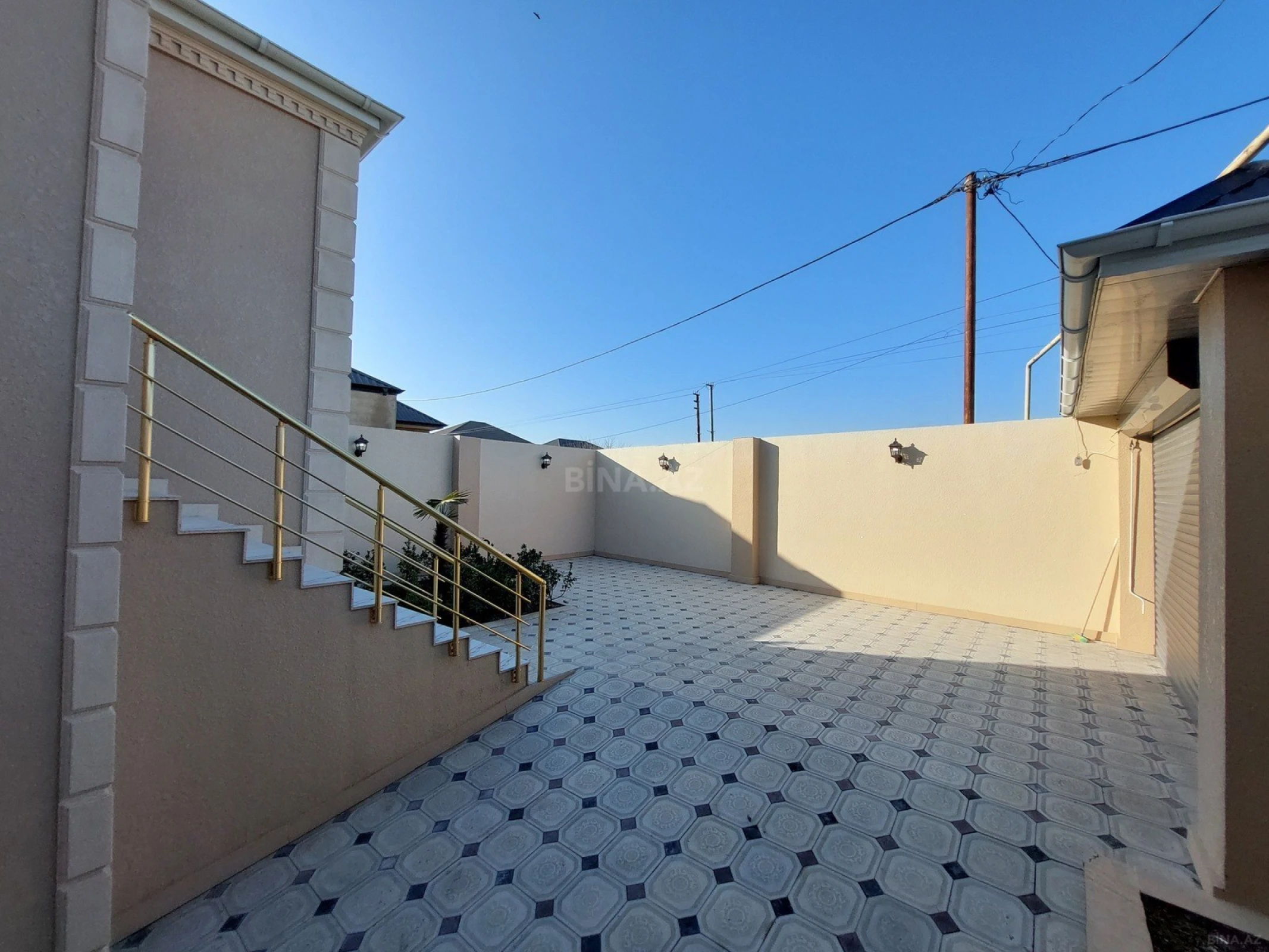 Satılır 4 otaqlı həyət evi 124 m²