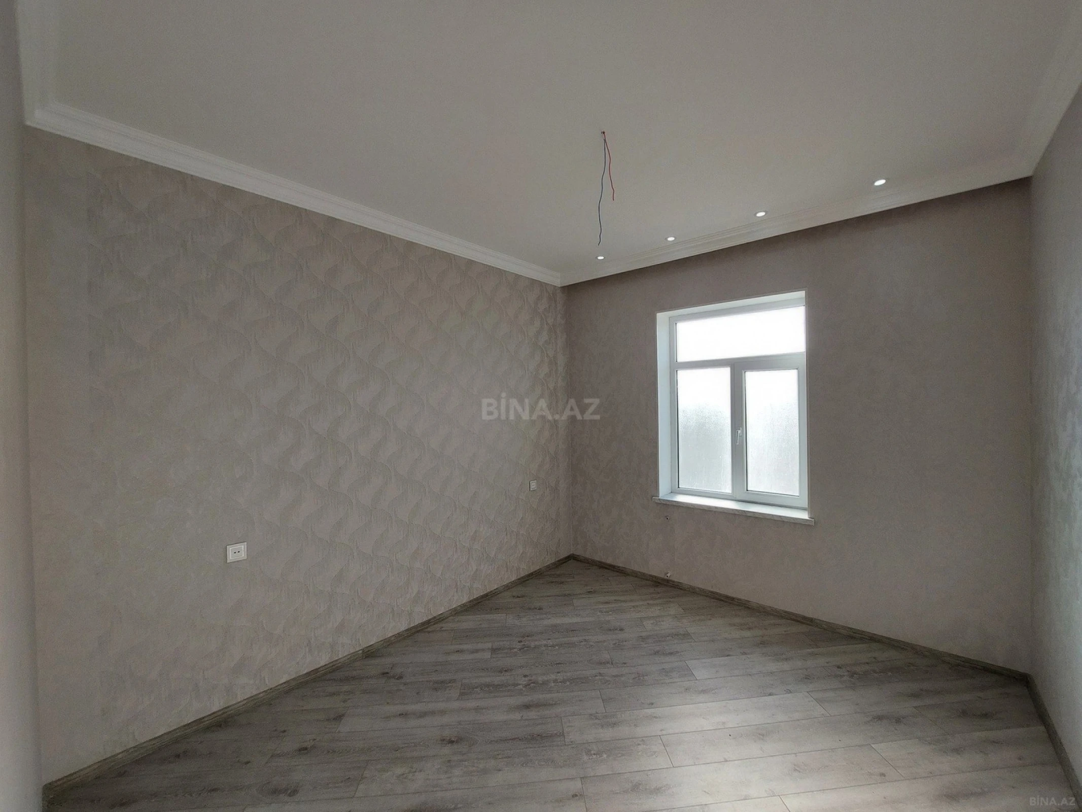 Satılır 4 otaqlı həyət evi 124 m²