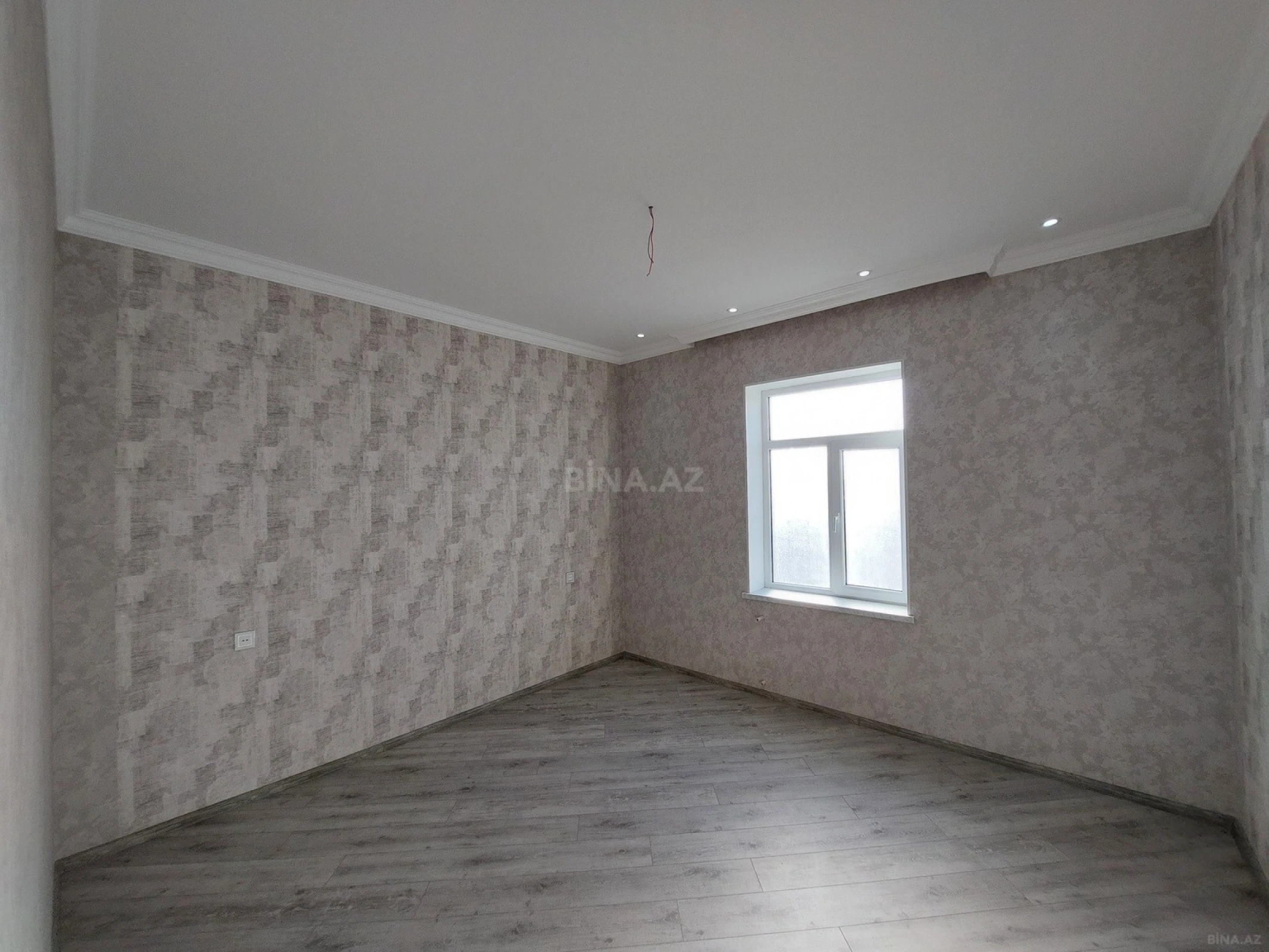 Satılır 4 otaqlı həyət evi 124 m²