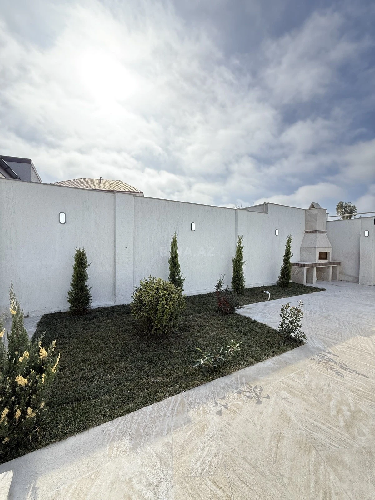 Satılır 4 otaqlı həyət evi 150 m²