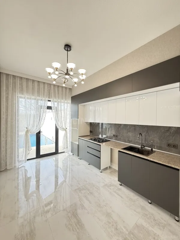 Satılır 4 otaqlı həyət evi 150 m²