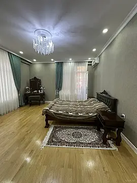 Satılır 3 otaqlı mənzil 137 m²