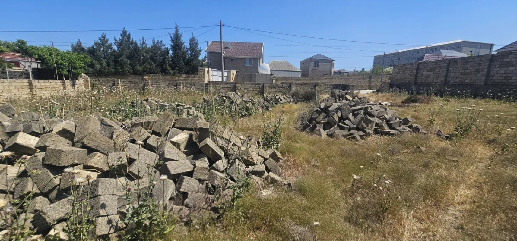 Satılır torpaq sahəsi 8 m²