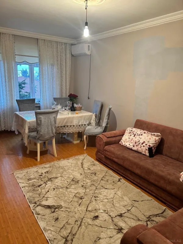 Satılır 3 otaqlı mənzil 53 m²