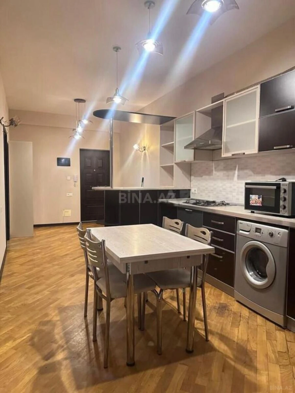 Kirayə verilir 3 otaqlı mənzil 100 m²