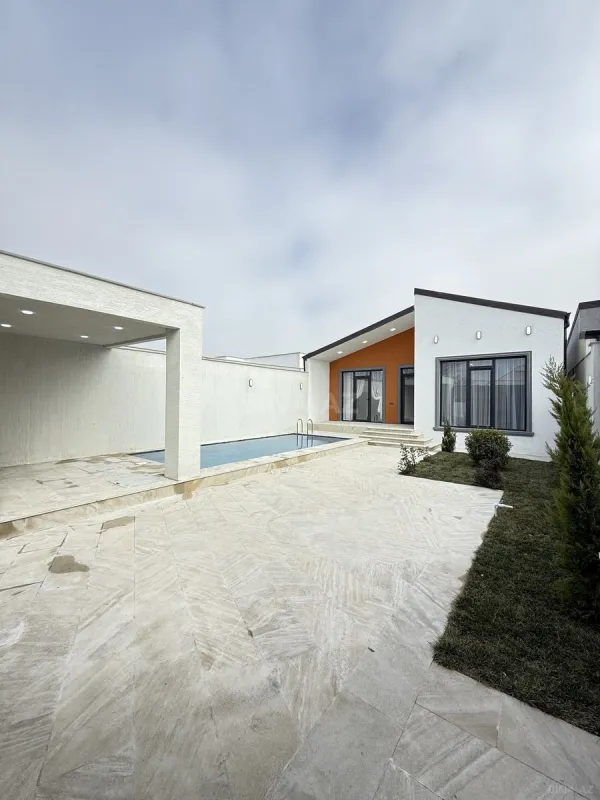 Satılır 4 otaqlı həyət evi 150 m²