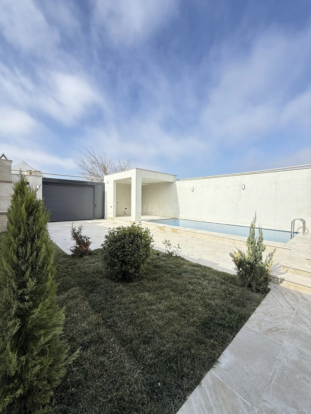 Satılır 4 otaqlı həyət evi 150 m²