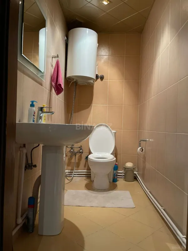 Satılır 2 otaqlı mənzil 102 m²