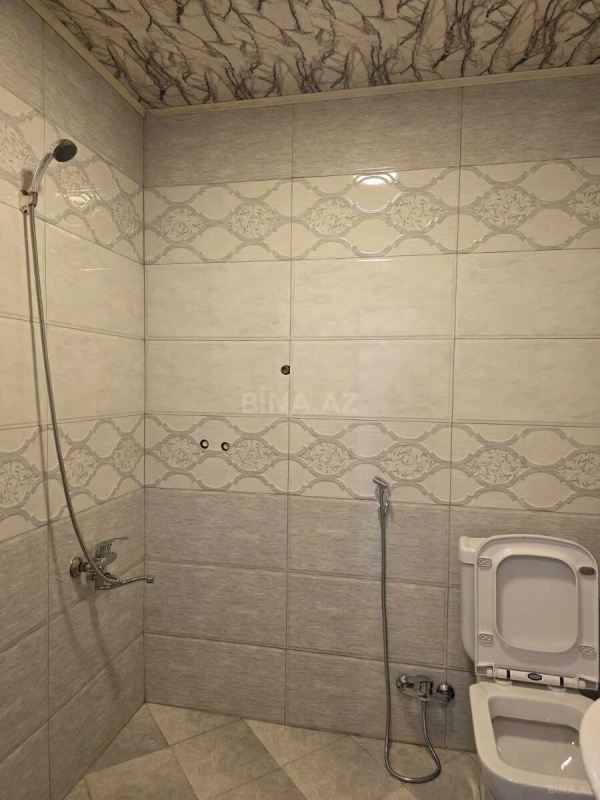 Kirayə verilir 2 otaqlı mənzil 50 m²
