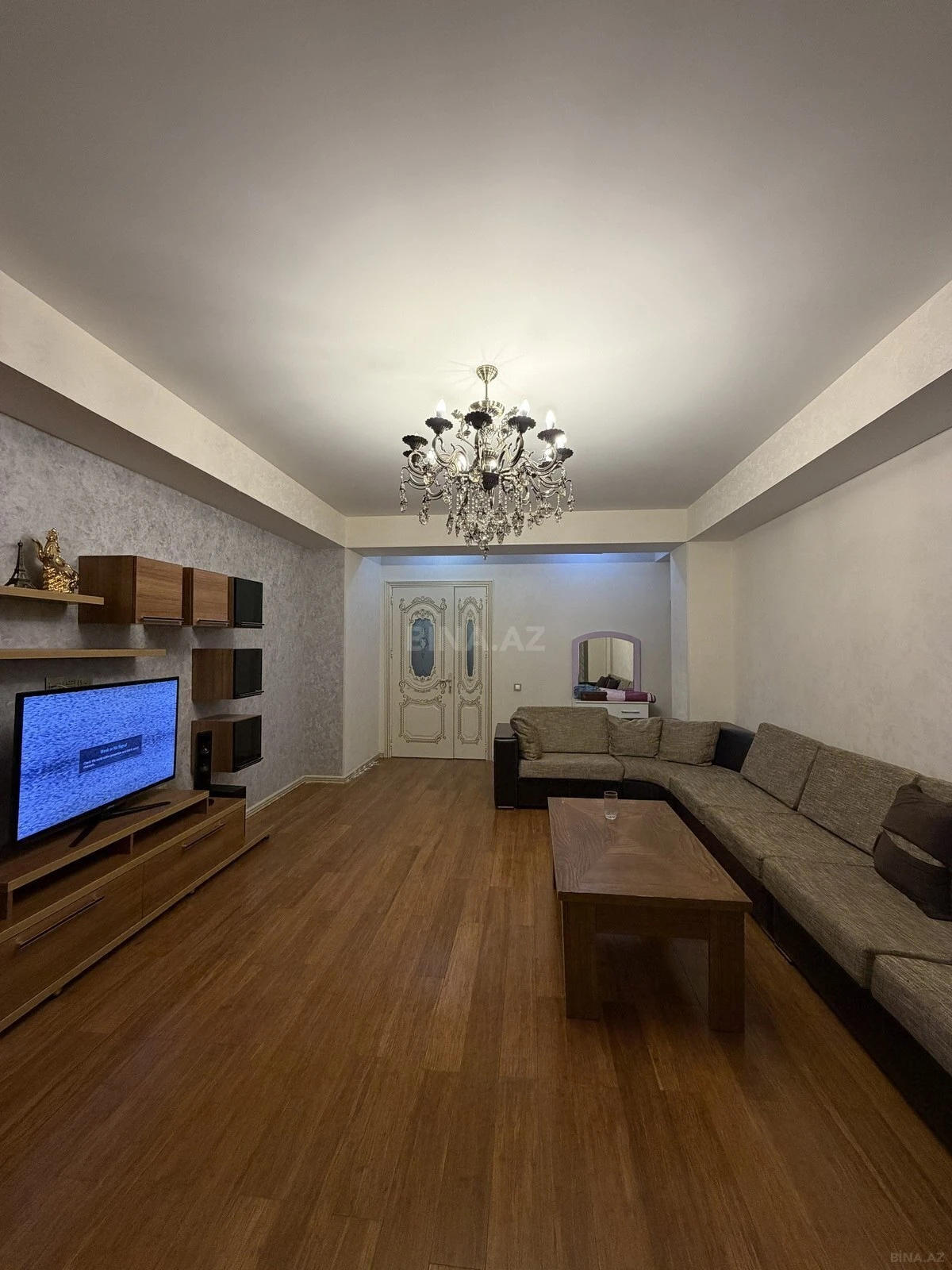 Satılır 3 otaqlı mənzil 83 m²